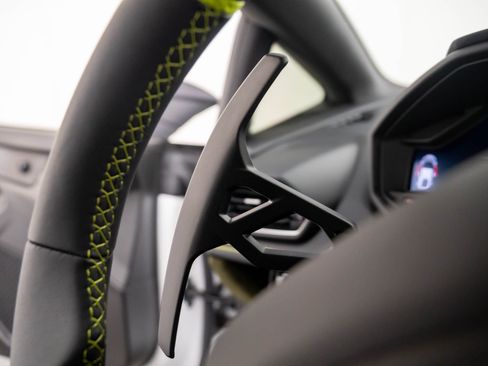 Used 2024 Lamborghini Huracan Sterrato image 20