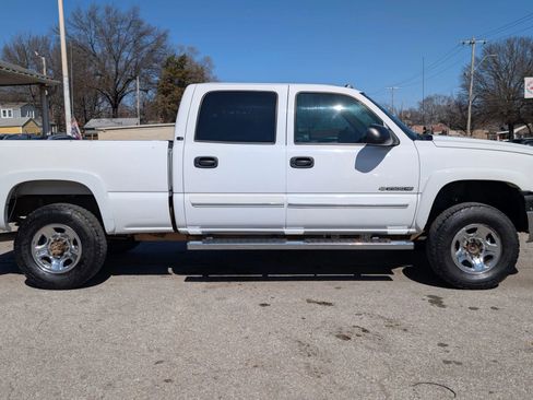 Used 2005 Chevrolet Silverado 2500 LS image 8