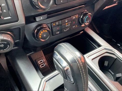 Used 2018 Ford F150 XLT w/ Equipment Group 302A Luxury AWD/4WD image 25