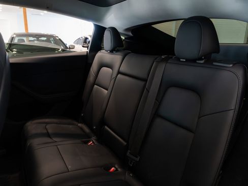 Used 2025 Tesla Model Y Performance AWD/4WD image 7