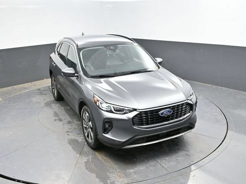 Used 2024 Ford Escape Platinum AWD/4WD image 41