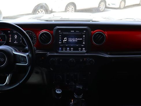 Used 2021 Jeep Gladiator Rubicon AWD/4WD image 37