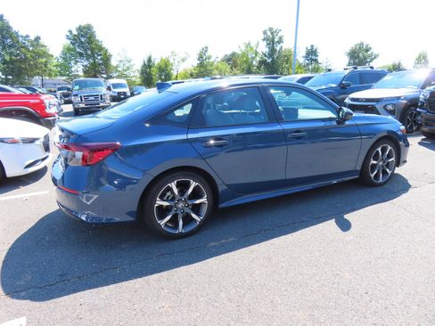 Used 2026 Honda Civic Sport Touring image 5