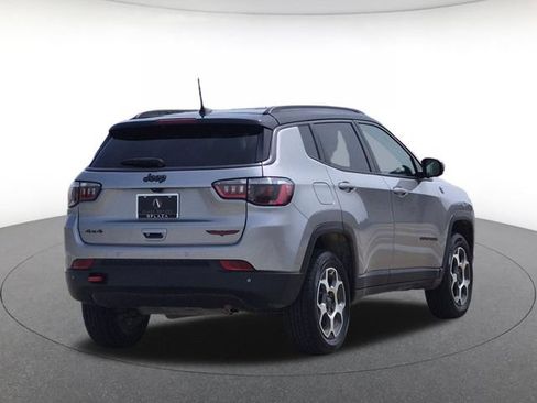 Used 2022 Jeep Compass Trailhawk AWD/4WD image 5