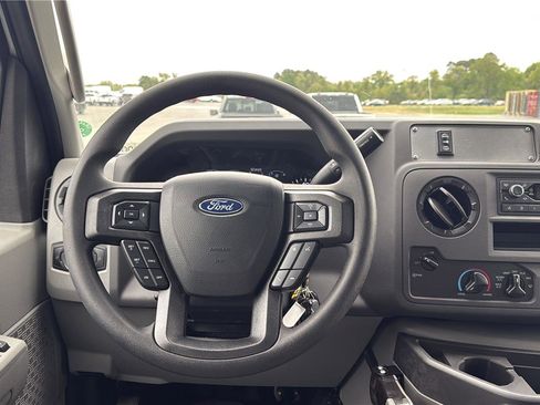 New 2027 Ford E-350 and Econoline 350 Super Duty w/ Power Equipment Group RWD image 12