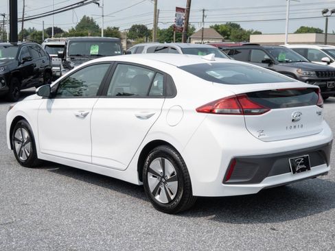 Used 2021 Hyundai Ioniq Blue FWD image 8