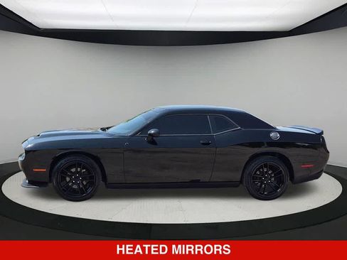 Used 2021 Dodge Challenger SXT RWD image 3
