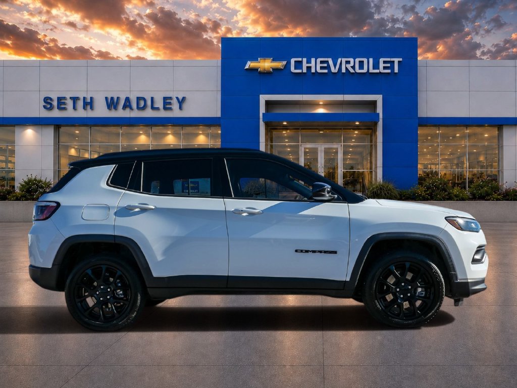 Used 2024 Jeep Compass Latitude w/ Convenience Group AWD/4WD image 8