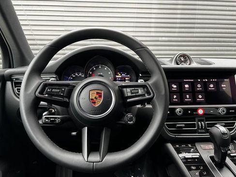 Certified 2026 Porsche Macan S AWD/4WD image 14