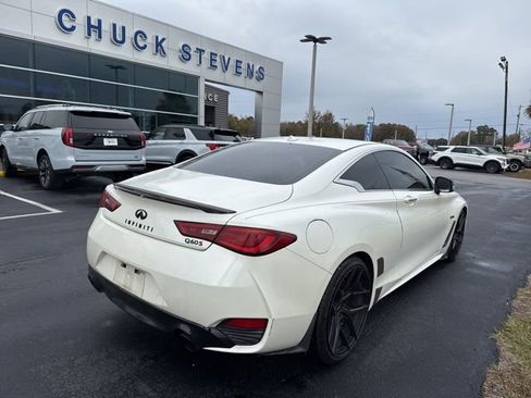 Used 2017 INFINITI Q60 Red Sport 400 image 10