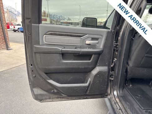 Used 2021 RAM 3500 Big Horn w/ Level B Equipment Group image 15