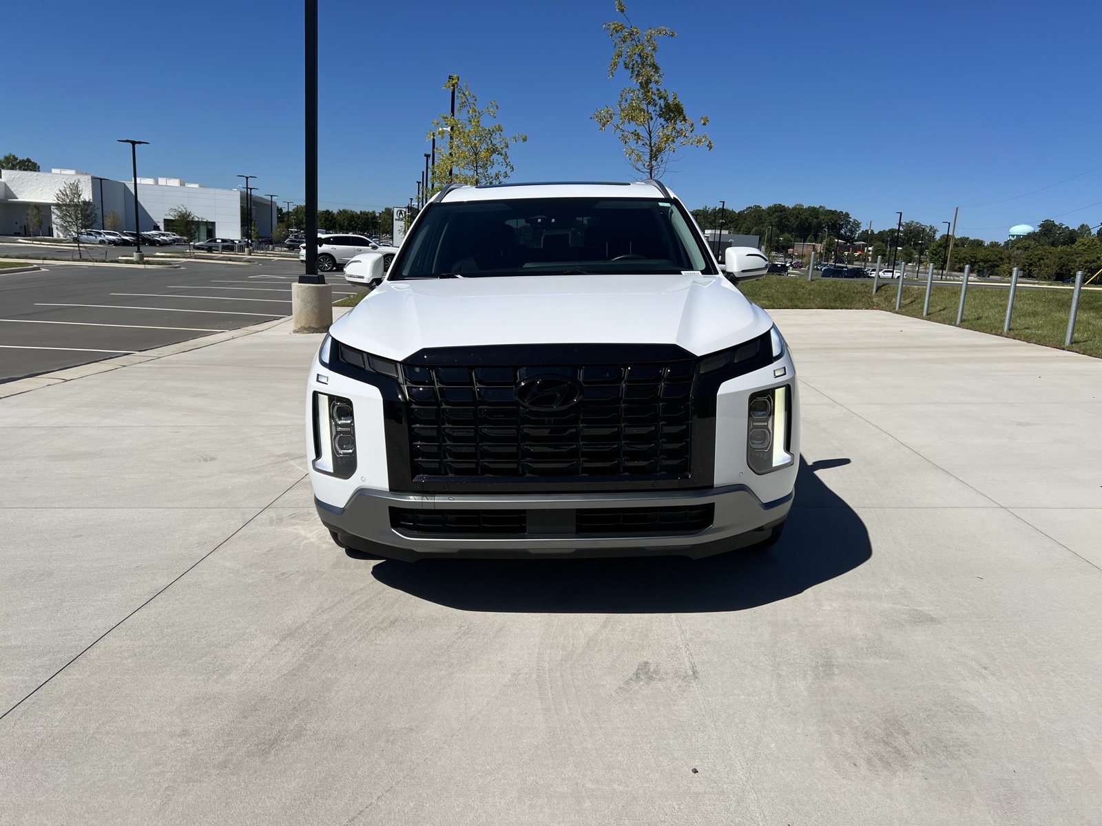 Used 2025 Hyundai Palisade SEL FWD image 3