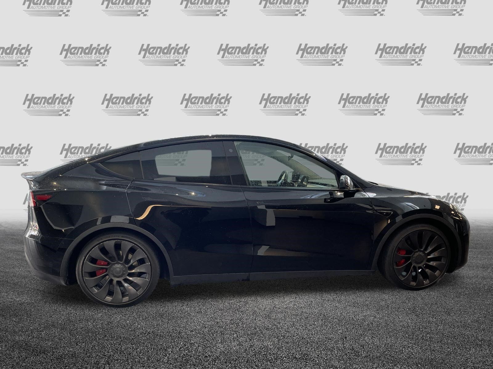 Used 2023 Tesla Model Y Long Range AWD/4WD image 10