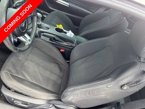 Used 2018 Ford Mustang Coupe w/ Equipment Group 101A RWD image 13