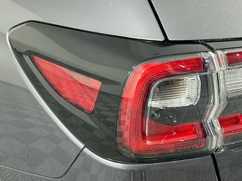 Used 2023 Subaru Outback AWD/4WD image 33