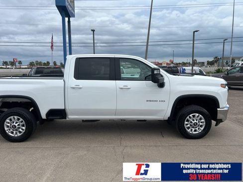 Used 2023 Chevrolet Silverado 2500 LT image 7