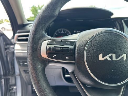 Used 2023 Kia K5 LXS image 25