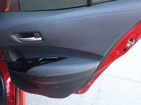 Used 2022 Toyota Corolla SE image 19