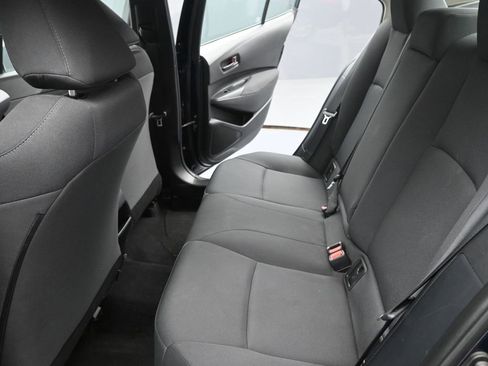 Used 2022 Toyota Corolla LE image 15