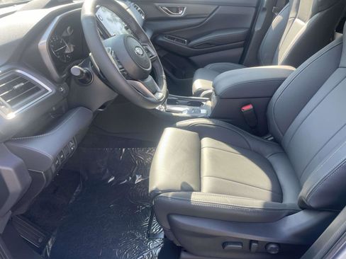 New 2025 Subaru Ascent Limited w/ Popular Package #2 image 8