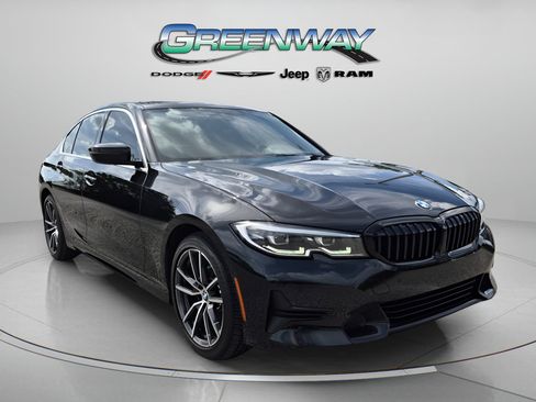 Used 2020 BMW 330i Sedan w/ Convenience Package RWD image 1