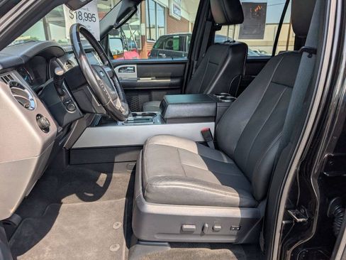 Used 2017 Ford Expedition Max Limited w/ Limited Appearance Package AWD/4WD image 11