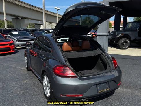 Used 2017 Volkswagen Beetle 1.8T Classic FWD image 23