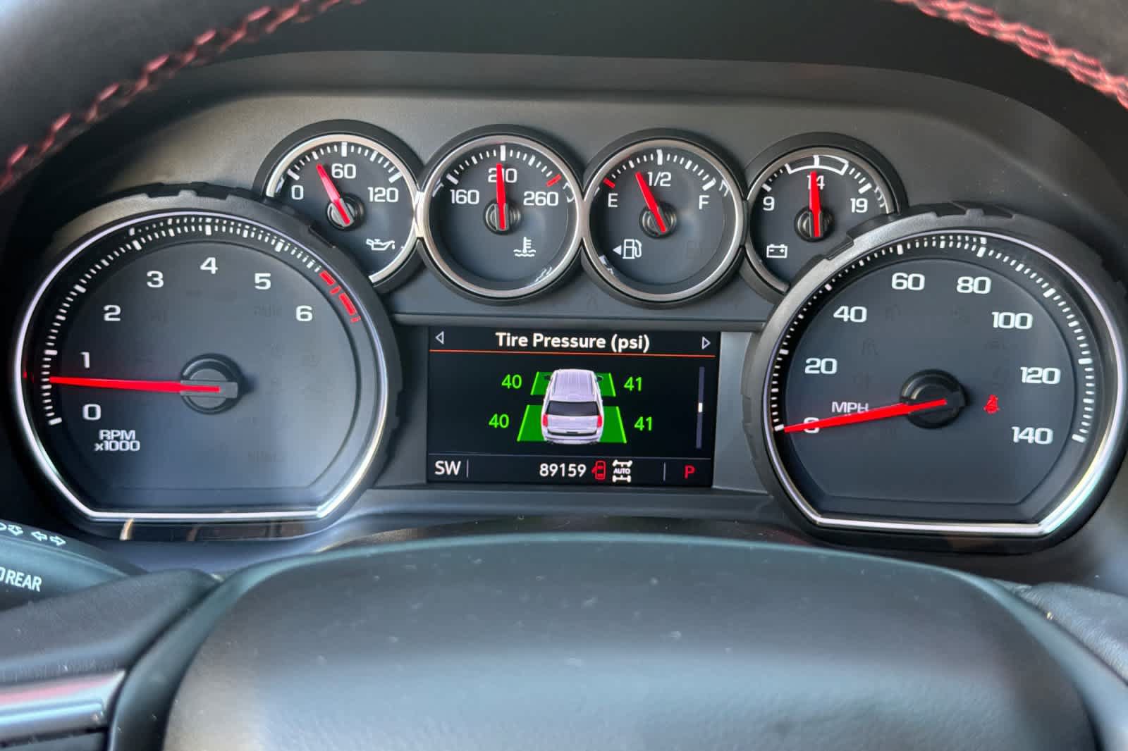 Used 2021 Chevrolet Suburban RST AWD/4WD image 30