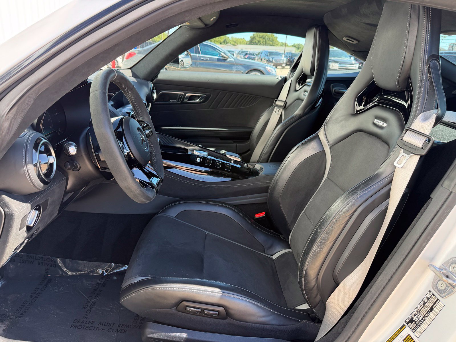 Used 2020 Mercedes-Benz AMG GT R image 29
