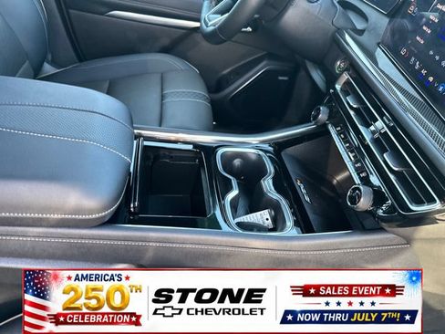 Certified 2026 Chevrolet Traverse High Country FWD image 29