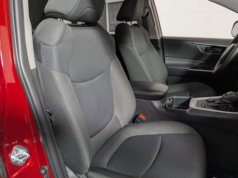 Certified 2025 Toyota RAV4 LE image 26