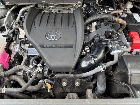 Used 2025 Toyota Highlander XSE AWD/4WD image 35