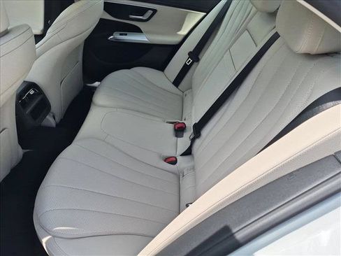 New 2026 Mercedes-Benz E 350 Sedan image 14