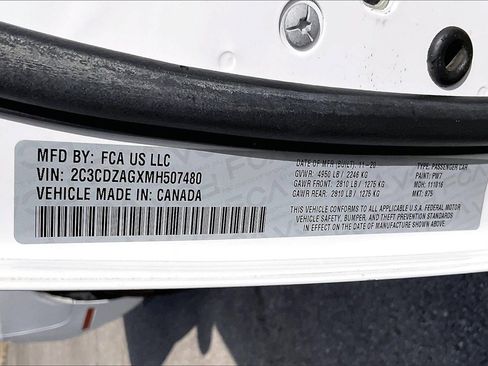 Used 2021 Dodge Challenger SXT w/ Plus Package image 31