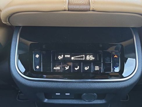 New 2026 Nissan Armada SL w/ Captain's Chari Seat Package image 30