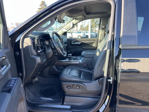 Certified 2022 Chevrolet Silverado 1500 RST w/ Redline Edition image 16