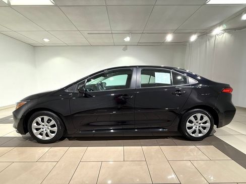 Certified 2024 Toyota Corolla LE FWD image 2