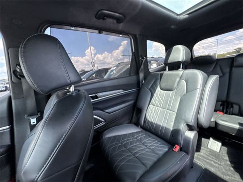 Used 2024 Kia Telluride SX Prestige X-Pro image 12