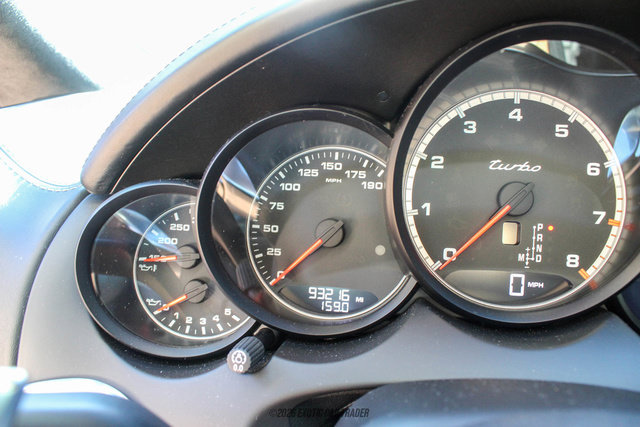Used 2012 Porsche Cayenne Turbo AWD/4WD image 24