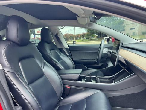 Used 2018 Tesla Model 3 Mid Range RWD image 28
