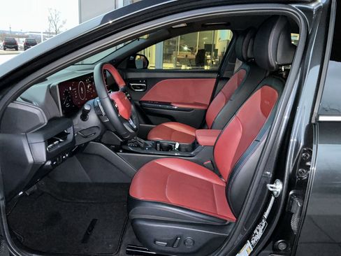 Used 2025 Kia K4 GT-Line w/ GT-Line Premium Package image 7