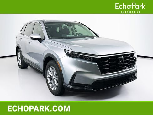 Used 2025 Honda CR-V EX image 1