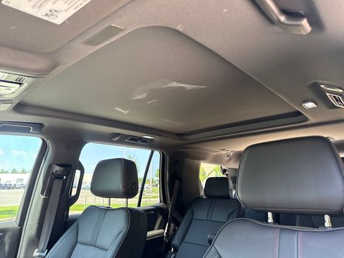 Used 2026 Chevrolet Tahoe RST w/ Comfort Package AWD/4WD image 31