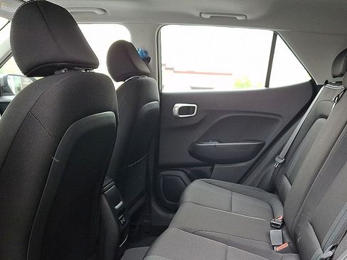 New 2026 Hyundai Venue SEL FWD image 7