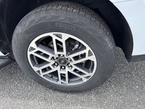Used 2025 Ford Expedition Active AWD/4WD image 20