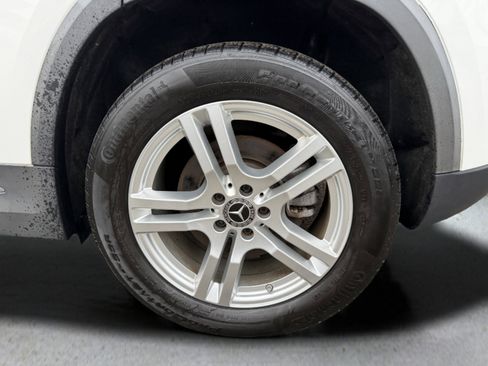 Used 2022 Mercedes-Benz GLA 250 4MATIC w/ Premium Package Lite image 18