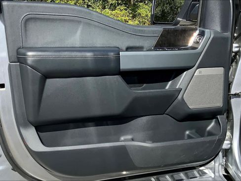 Used 2021 Ford F150 Lariat image 18