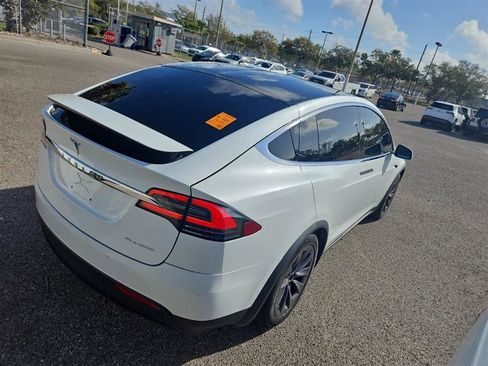 Used 2019 Tesla Model X Long Range image 7