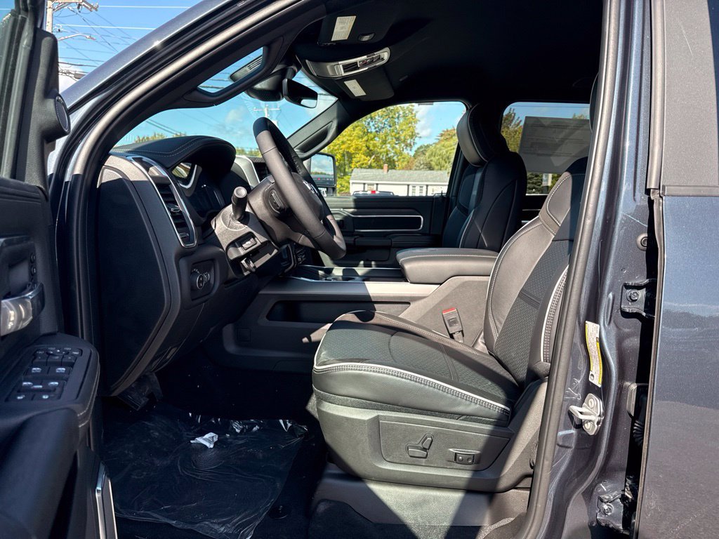 New 2026 RAM 1500 Big Horn AWD/4WD image 16