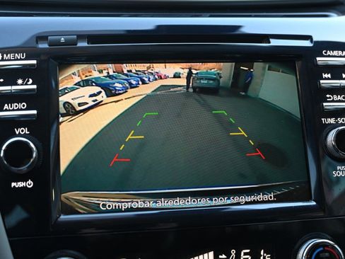 Used 2021 Nissan Murano S image 21